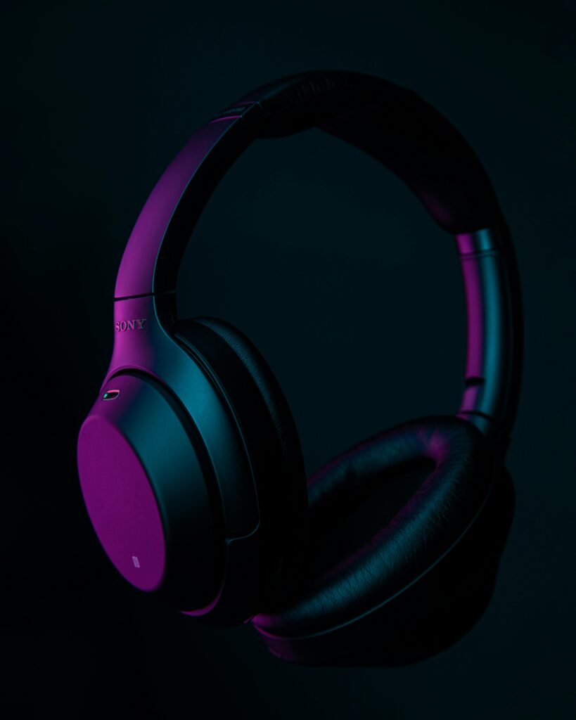 How Do Noise-canceling Headphones Work?